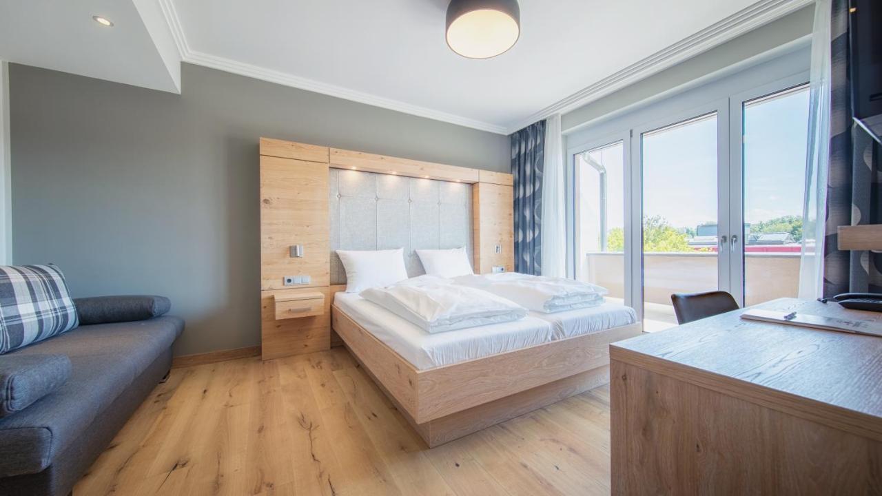 Heuboden Hotel Heu.Loft Freiburg Umkirch Extérieur photo
