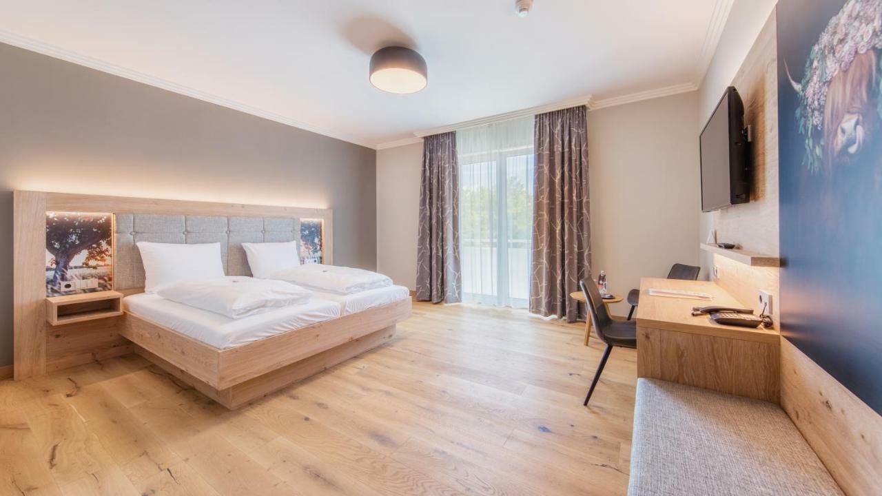 Heuboden Hotel Heu.Loft Freiburg Umkirch Extérieur photo