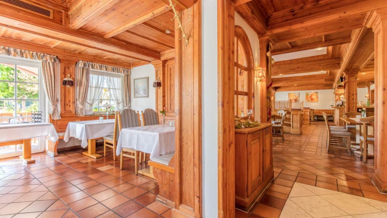 Heuboden Hotel Heu.Loft Freiburg Umkirch Extérieur photo